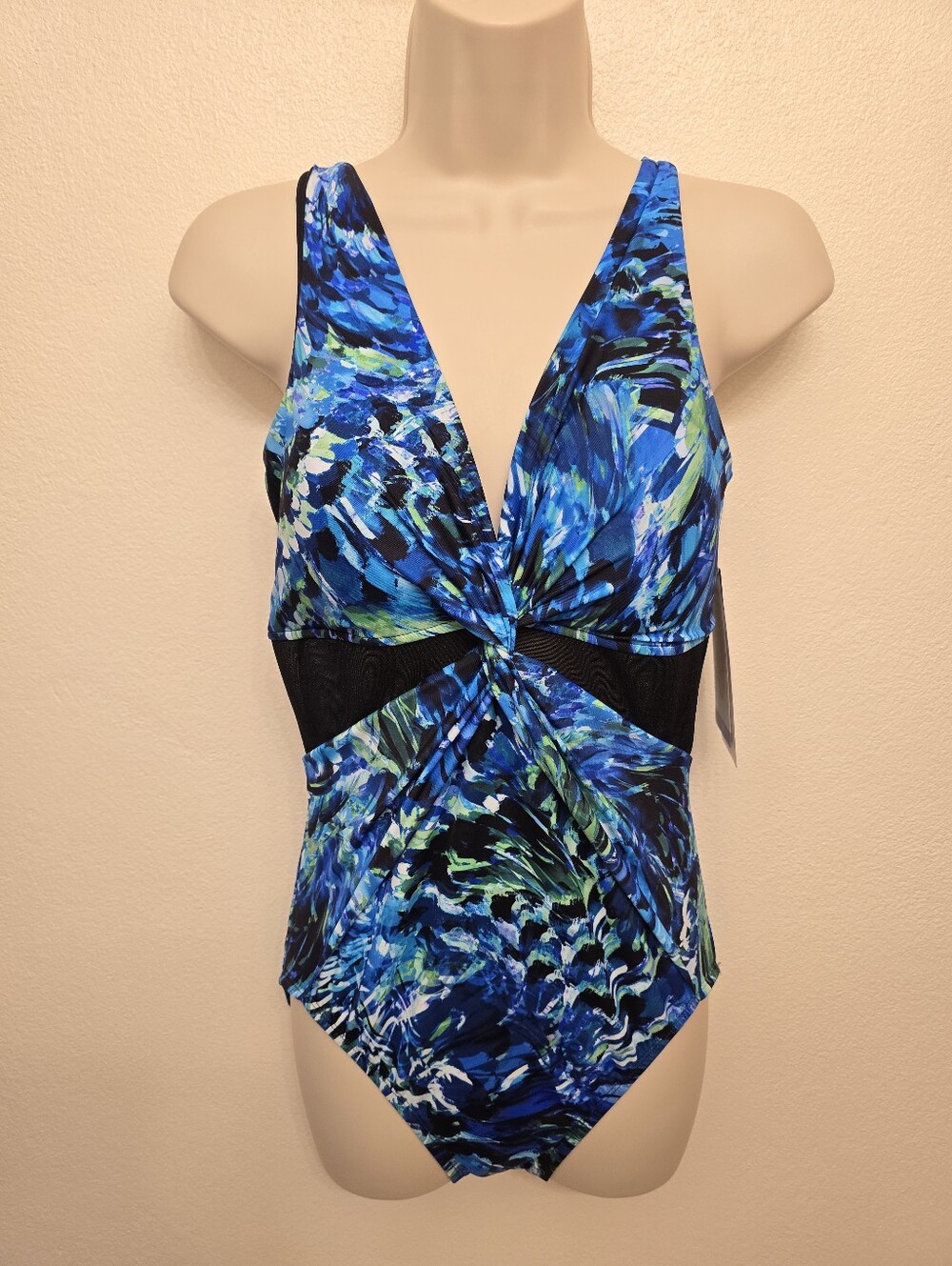 NWT Miradonna By Miraclesuit Ladies One-Piece Swimsuit